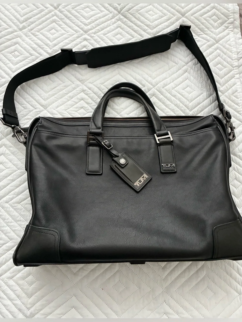 Tumi Black Leather Zip-Top Briefcase with Detachable Shoulder Strap